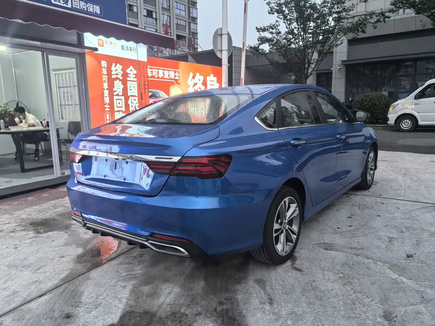 Фото 3 - Geely Binrui