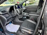 Фото 7 - Toyota Granvia