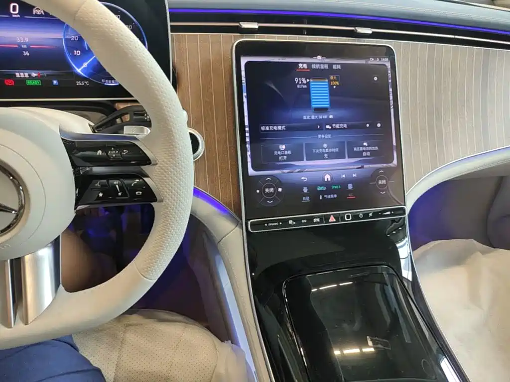 Mercedes-Benz EQE 2025 2025 Model 500 4MATIC Luxury Edition