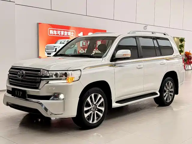  Toyota Land Cruiser (Import)