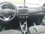 Photo 13 - Hyundai Verna