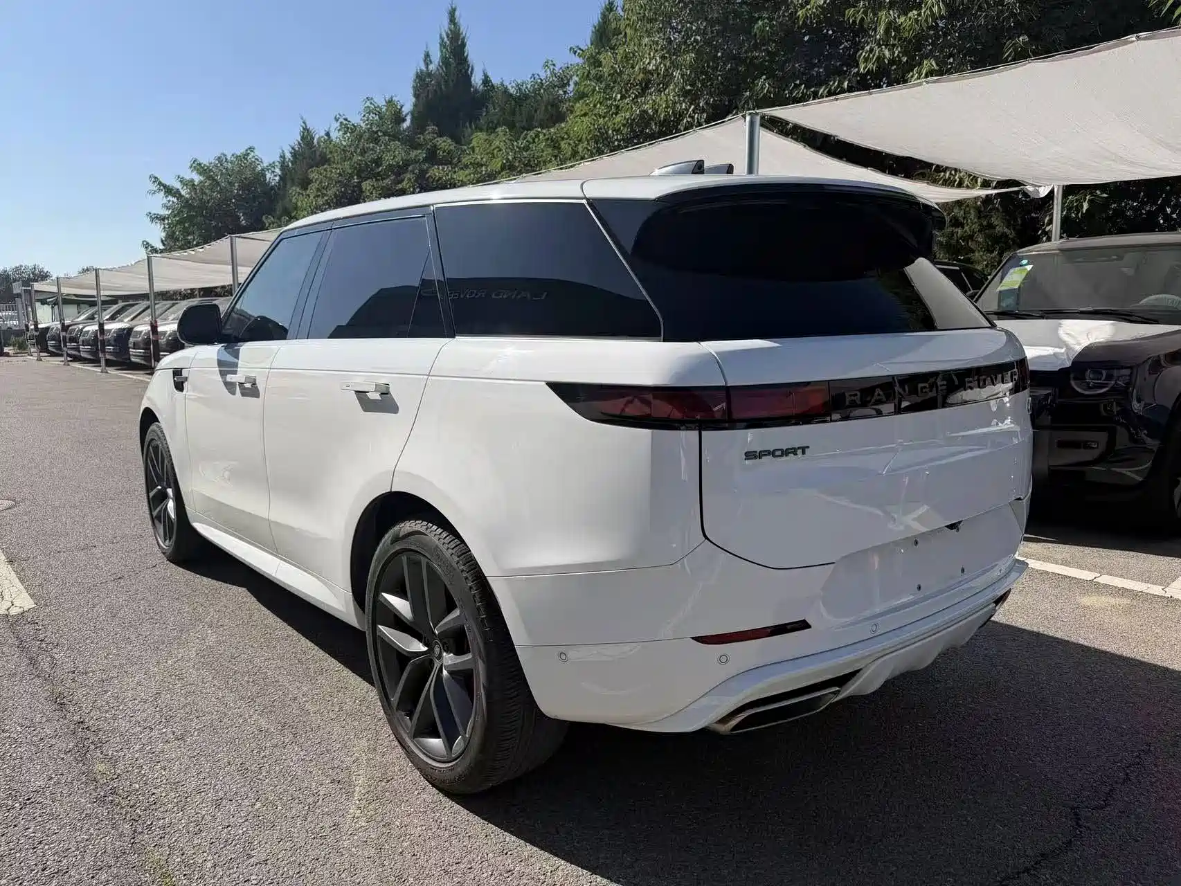 Photo 7 - Land Rover Range Rover Sport