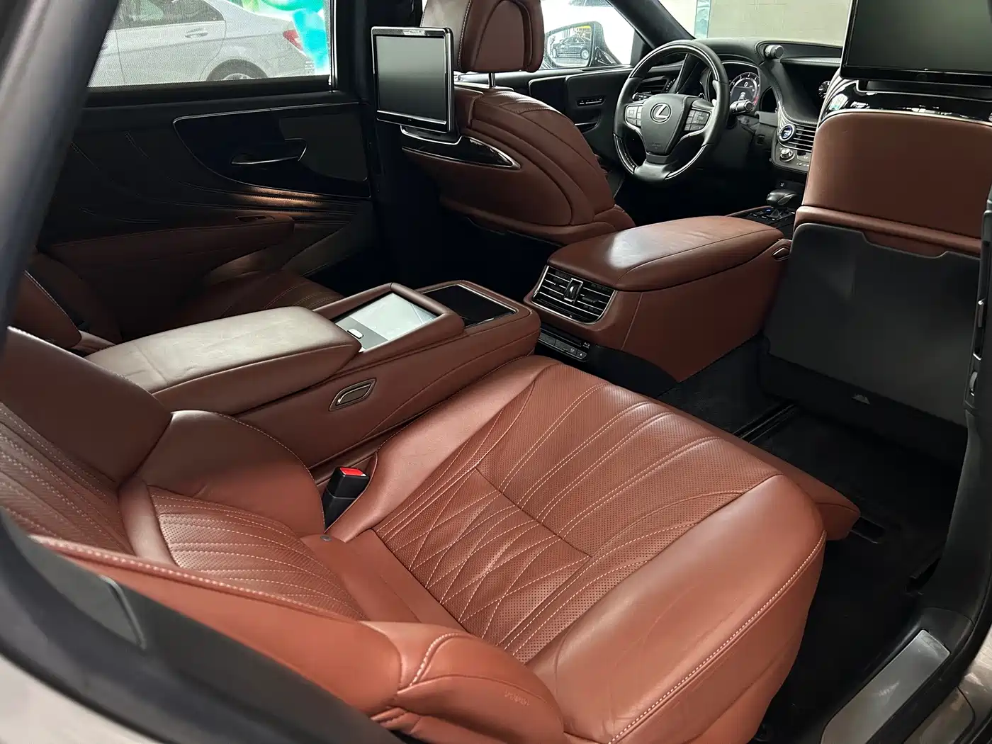 LEXUS LS