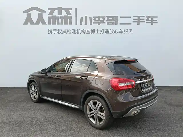 Mercedes-Benz GLA 2016 GLA 200 Dynamic — фото 4