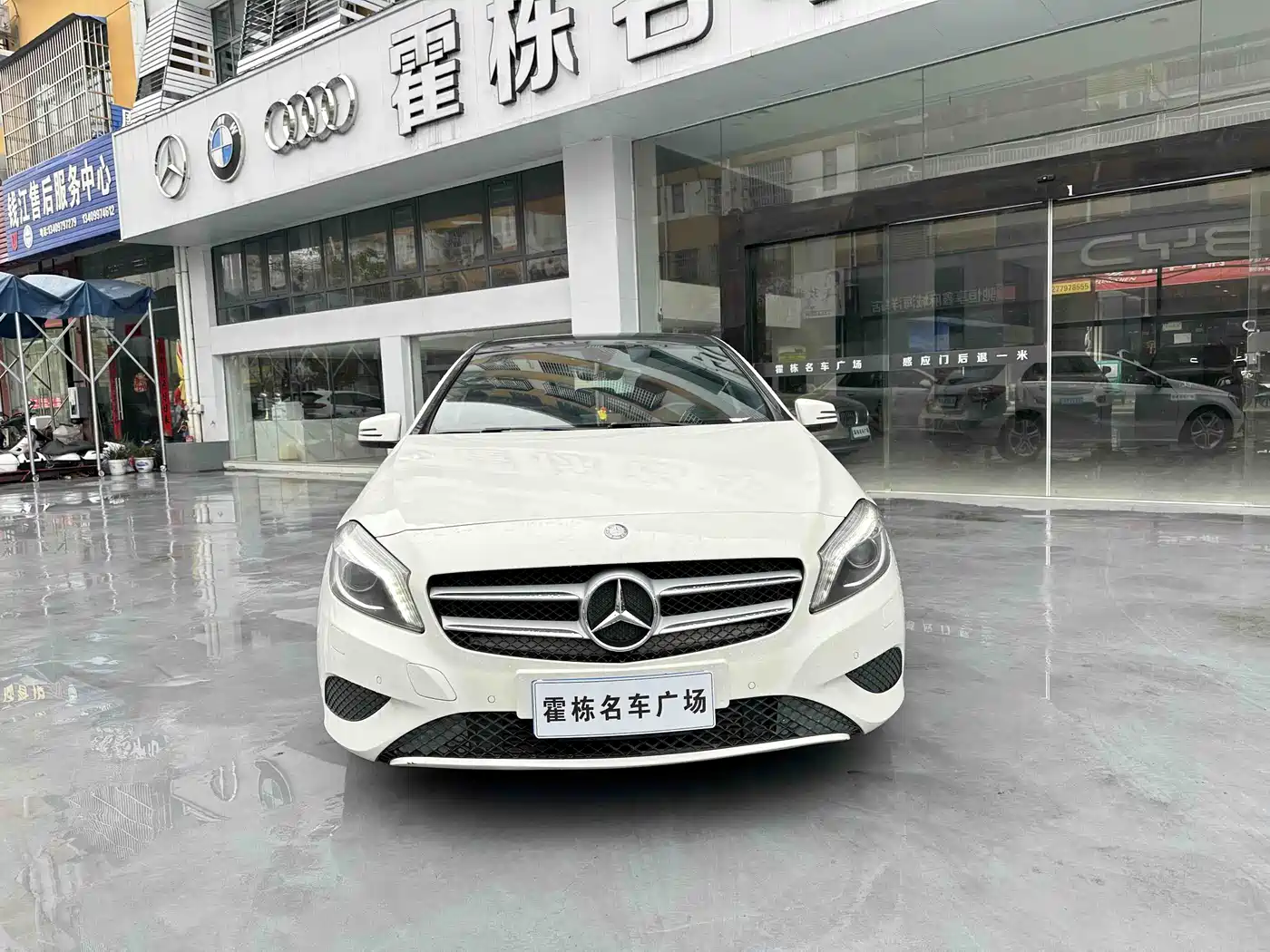 Mercedes-Benz A-Class (Import) 2013 A 200 Urban фото 3