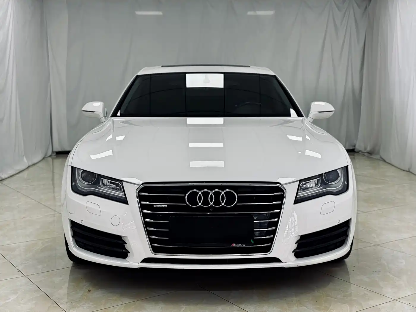 Фото 10 - Audi A7