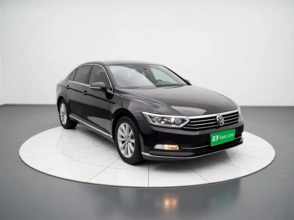 Volkswagen Magotan 2018 330TSI DSG Leading фото 4