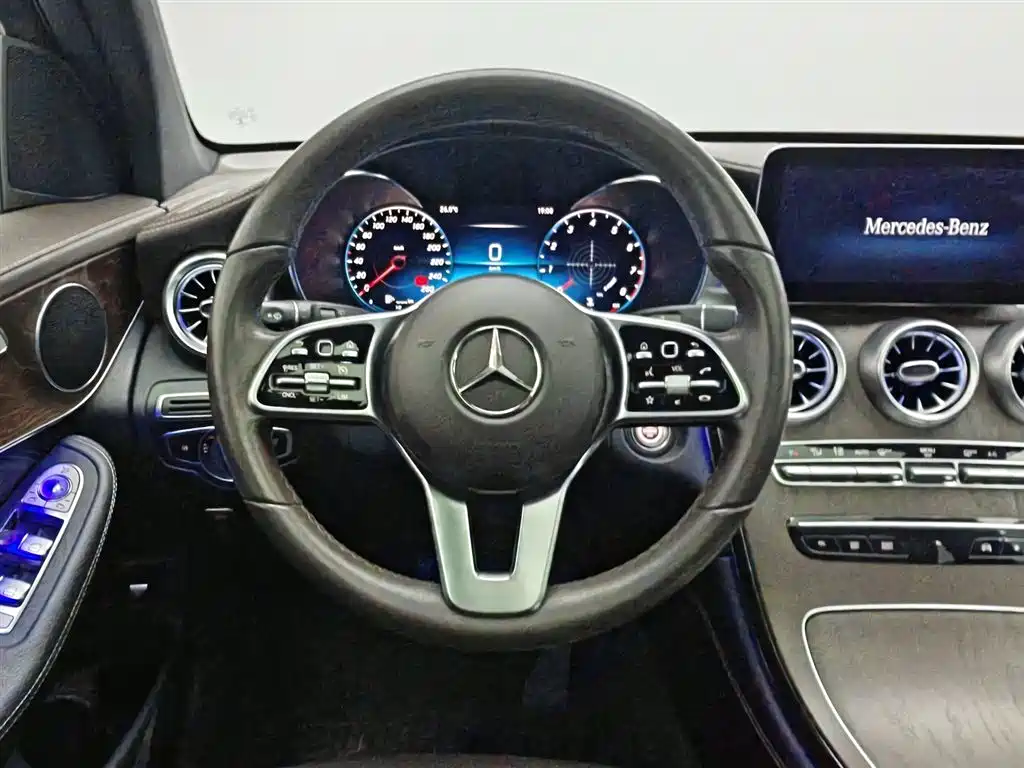Mercedes-Benz GLC 2020 Facelift GLC 300 L 4MATIC Dynamic фото 11
