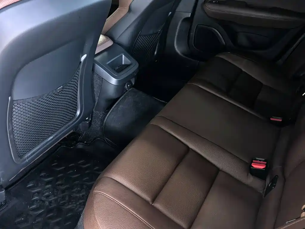 Фото 3 - Volvo S60