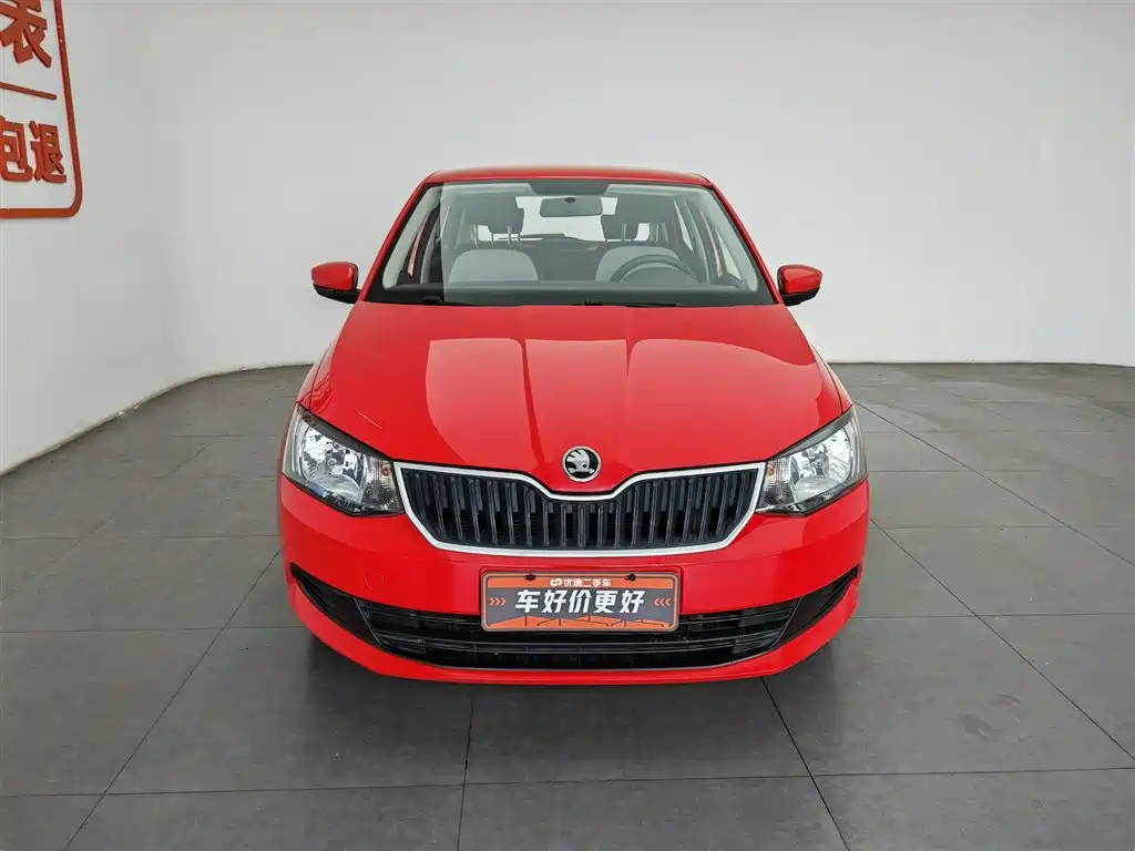Škoda Fabia 2017 1.4L Auto Car Enjoy Edition фото 3