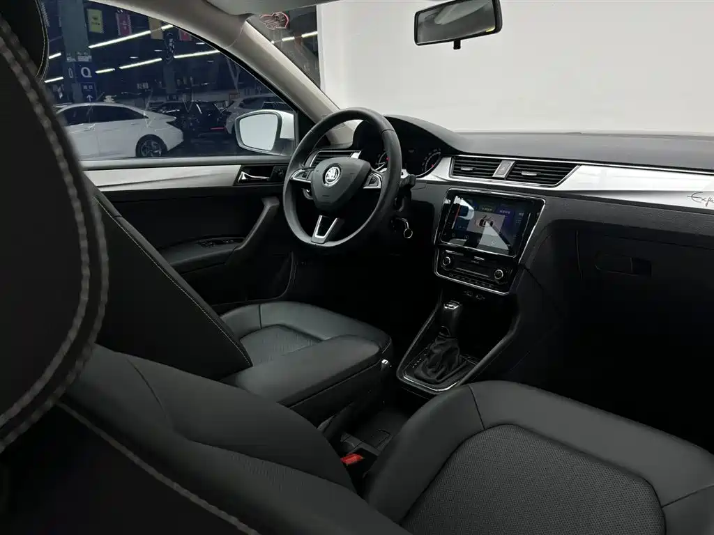 SKODA XIN RUI