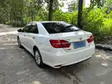 Фото 5 - Toyota Camry