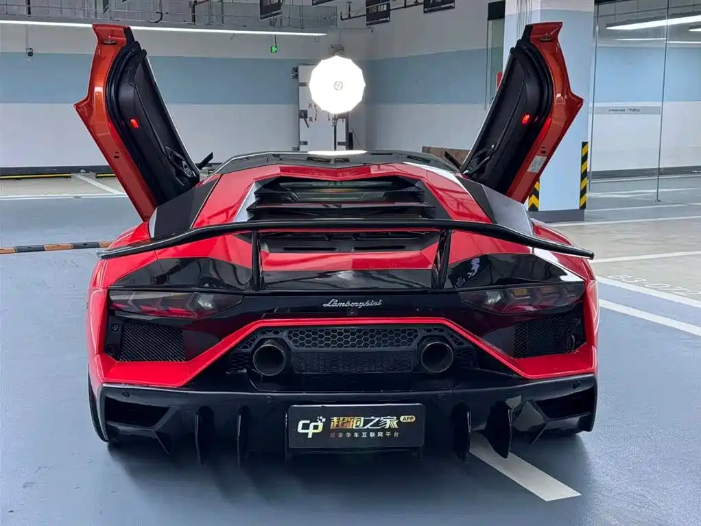 Lamborghini Aventador 2013 2011 LP 700-4