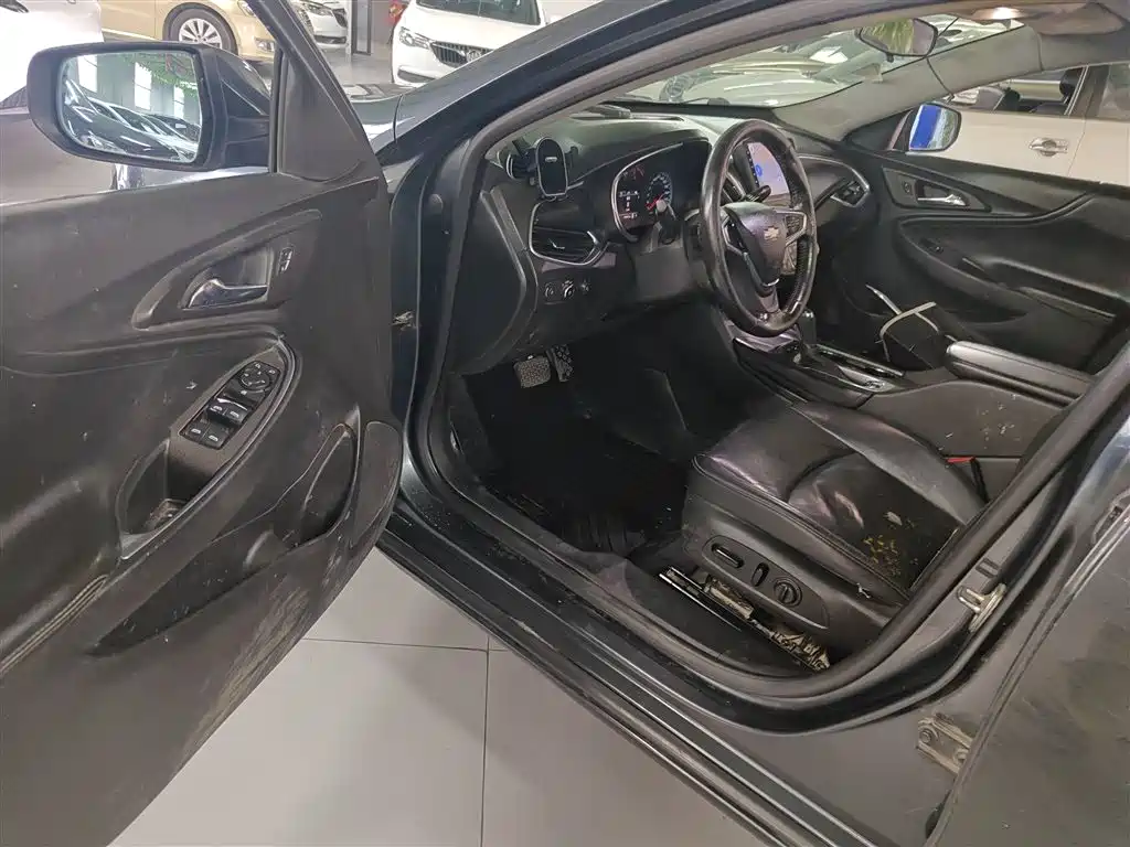 Chevrolet Malibu XL 2017 1.5T Auto Sport Edition фото 16