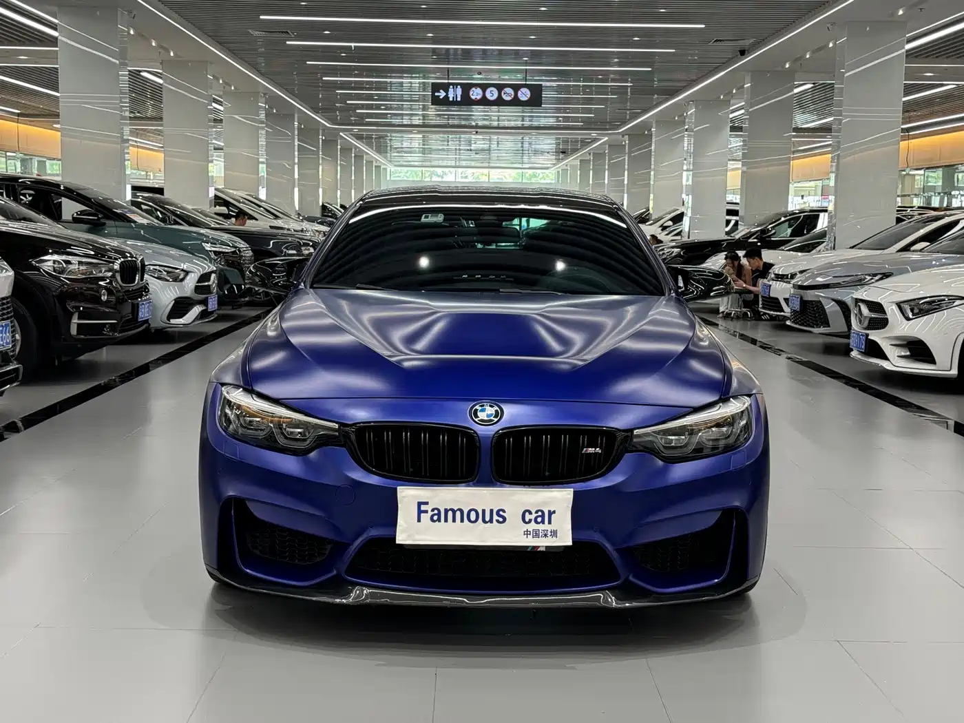 Photo 2 - BMW M4