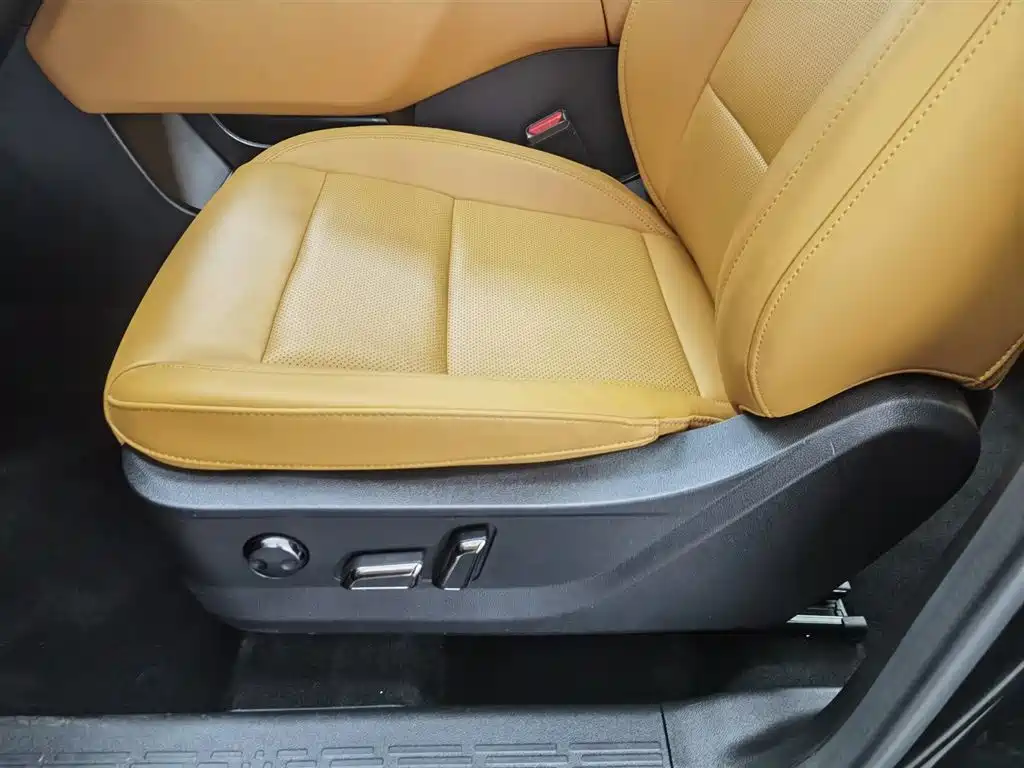 Haval Meng Long NEV 2024 Hi4 102 Pro фото 20