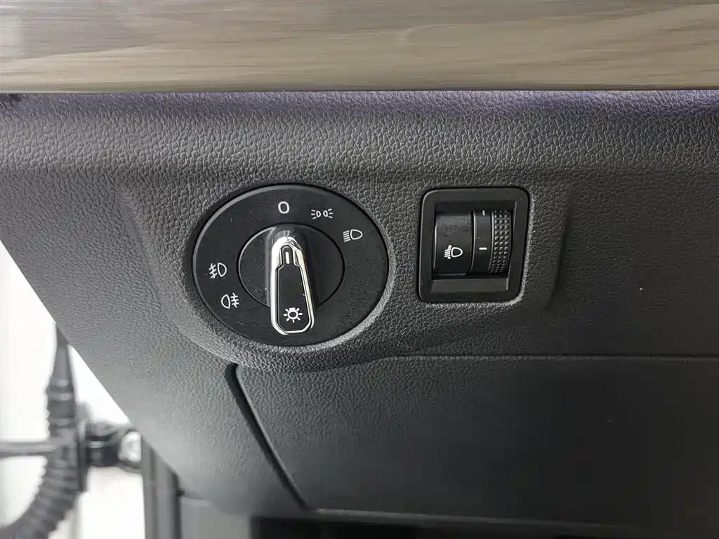 Volkswagen Bora 2019 Facelift 280TSI DSG Elite China VI фото 21