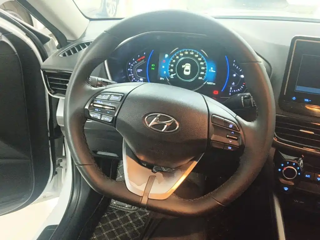 Hyundai Lafesta 2020 2019 280TGDi Sport Edition China VI