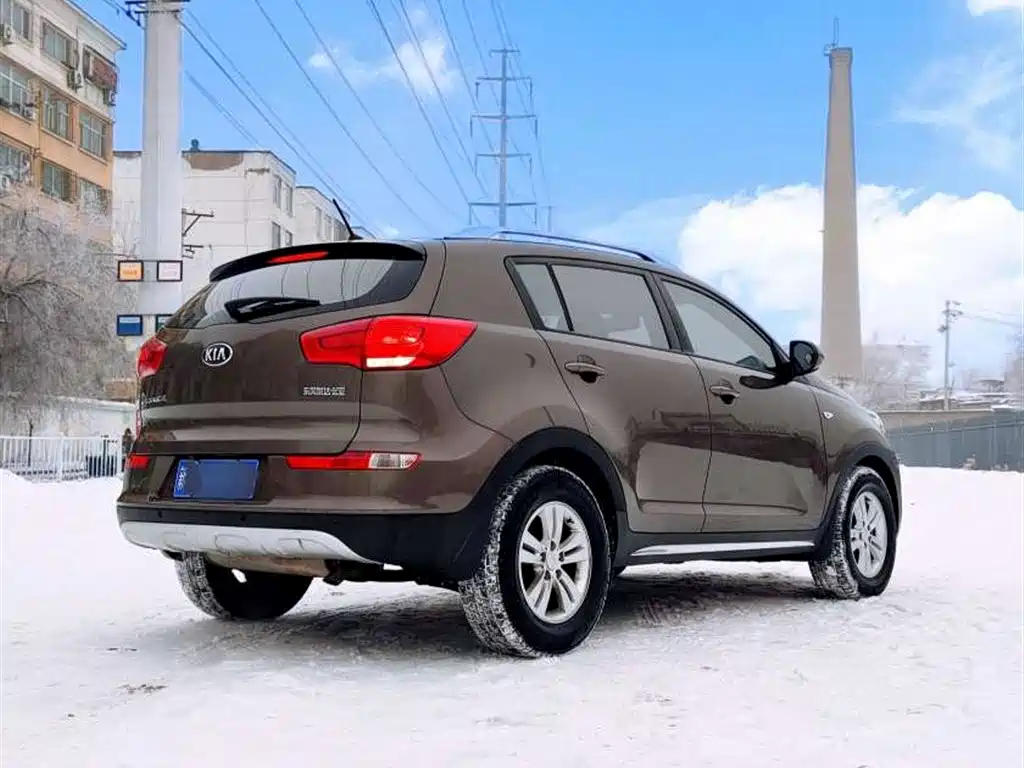 Kia Sportage 2016 2.0L Automatic 2WD GL фото 6