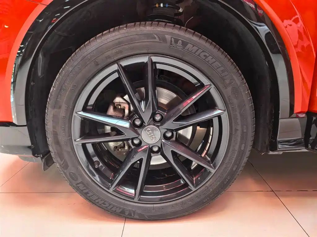 Audi Q2L 2018 35 TFSI Launch Exclusive Edition China VI фото 20