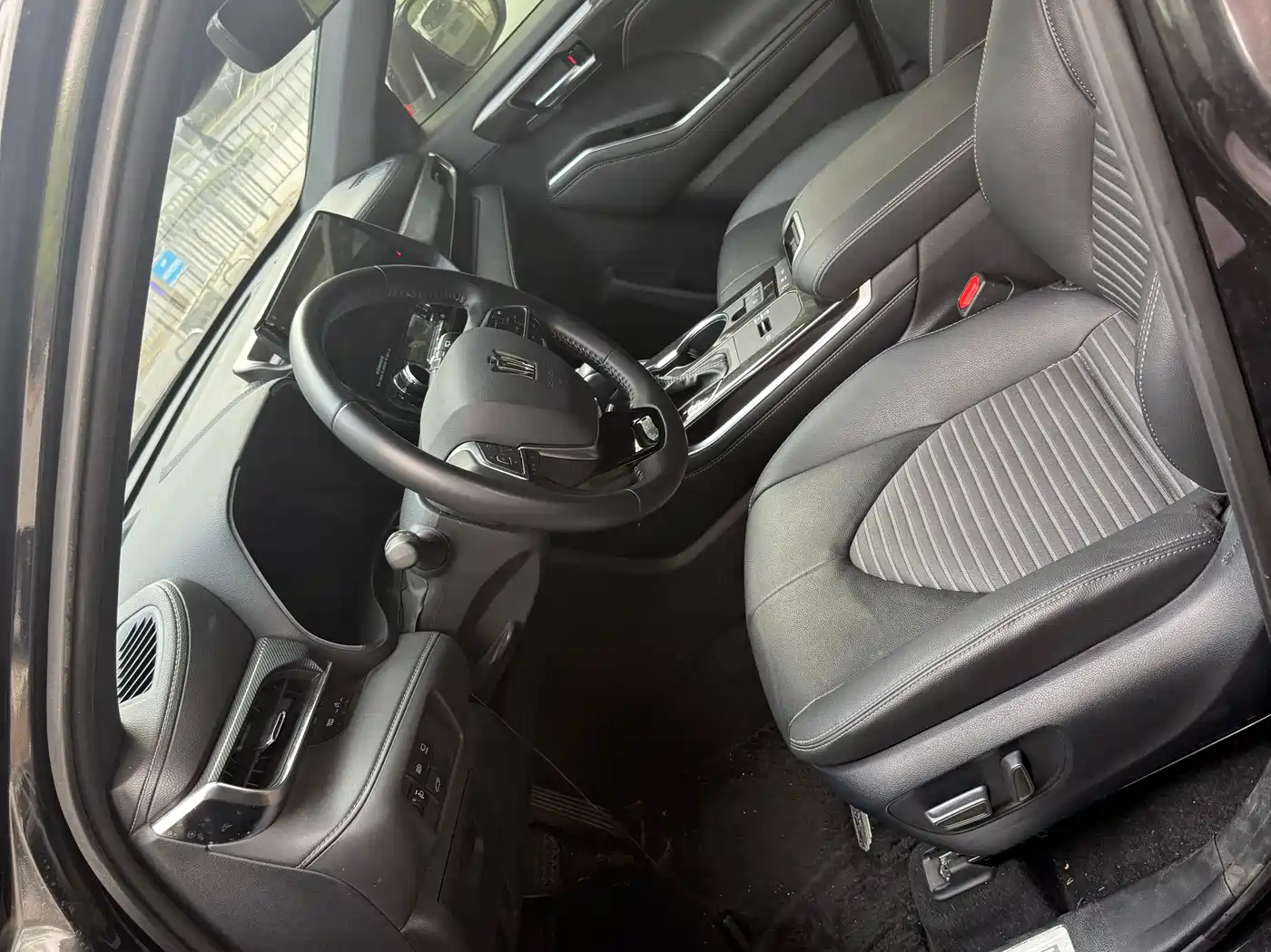 Toyota Crown Kluger 2022 2.5L HEV 4WD Premium Edition фото 9