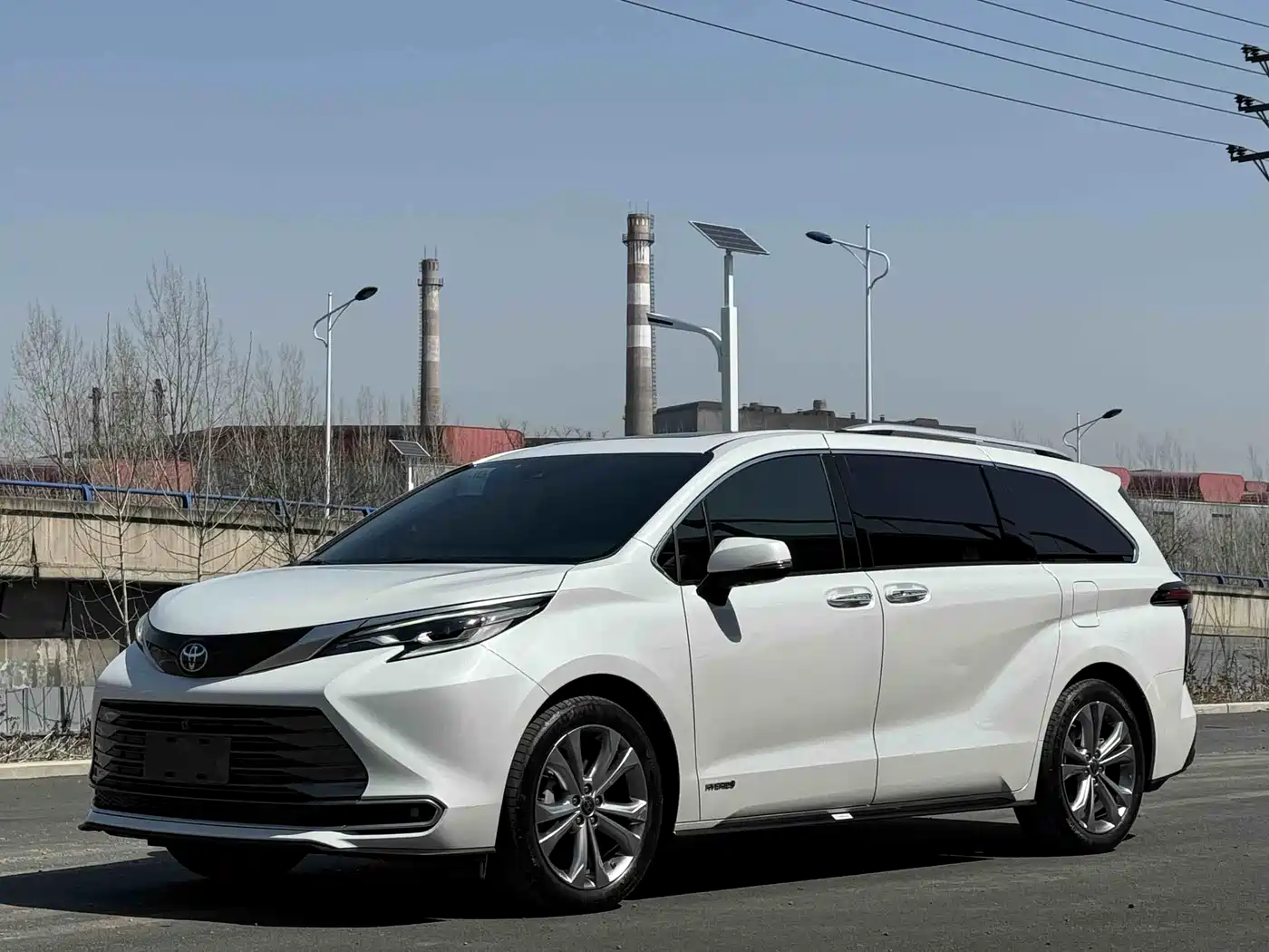 Toyota Sienna 2023 2.5L Hybrid Ultimate Edition