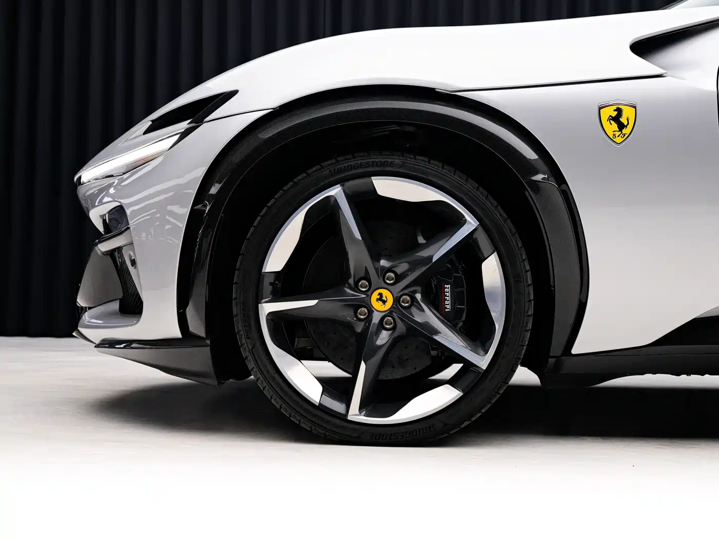 Ferrari Purosangue 2025 2023 6.5L V12
