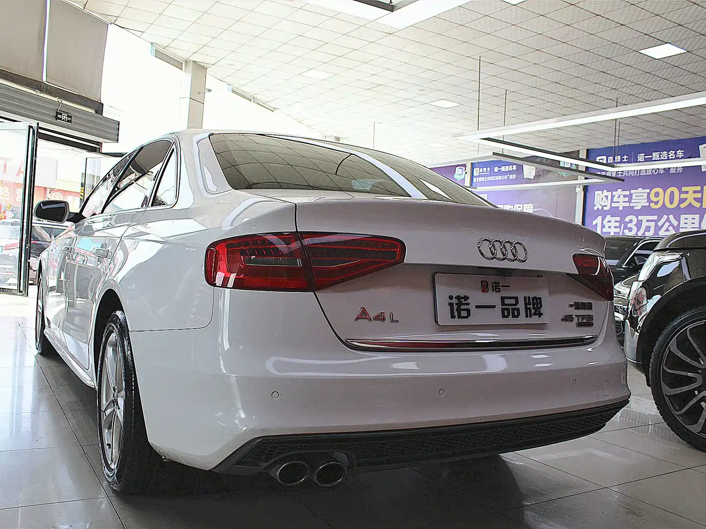 Audi A4L 2015 45 TFSI quattro Individual Sport фото 14