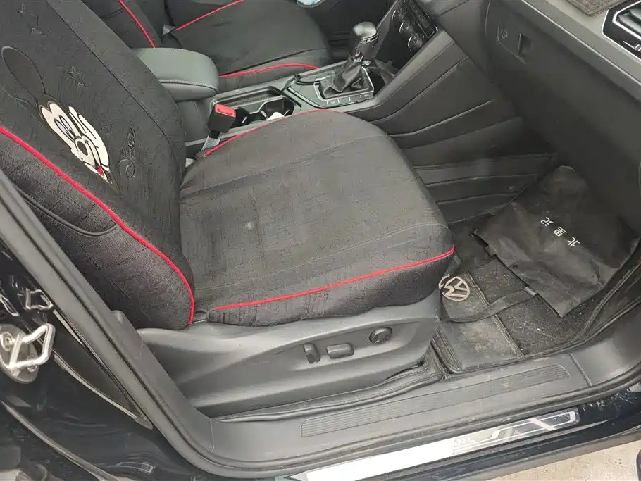 Volkswagen Tiguan L 2021 330TSI Automatic 2WD Smart фото 8
