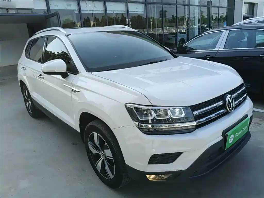 Volkswagen Tharu 2020 280TSI 2WD Comfort Edition China VI фото 4