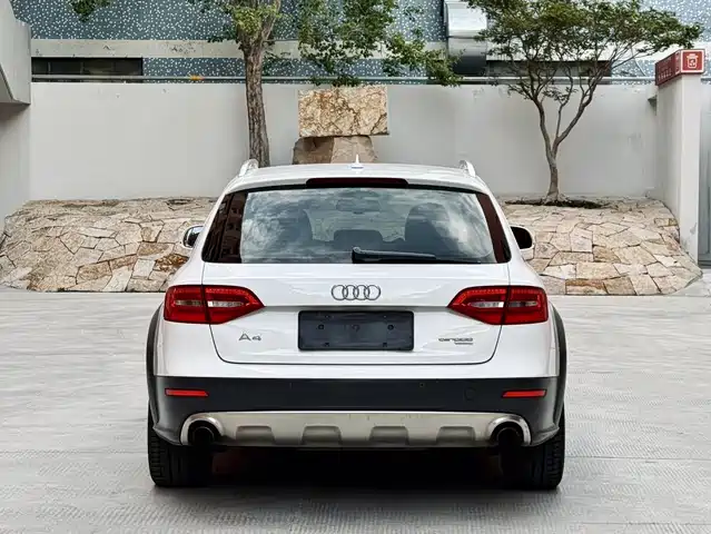 Audi A4 (Import) 2014 40 TFSI allroad quattro plus — фото 5