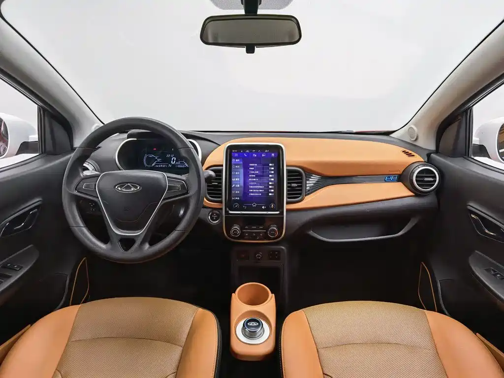 QQ New Energy Little Ant 2019 2018 400 4-Seater Premium Smart Edition