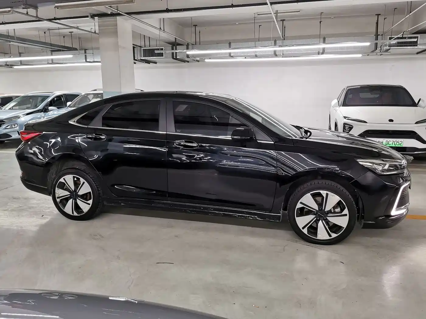BAIC Beijing EU7 2023 2022 Yi Feng Edition