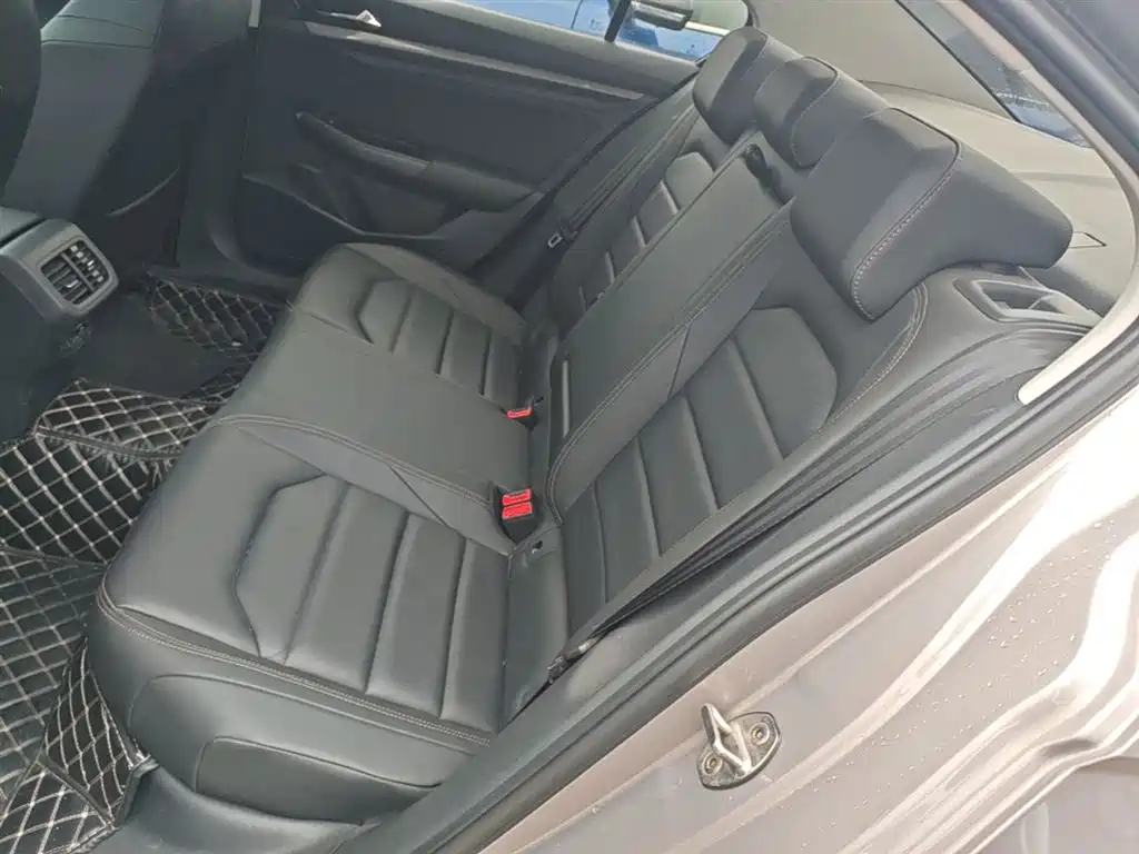 Volkswagen Bora 2020 280TSI DSG Luxury фото 17