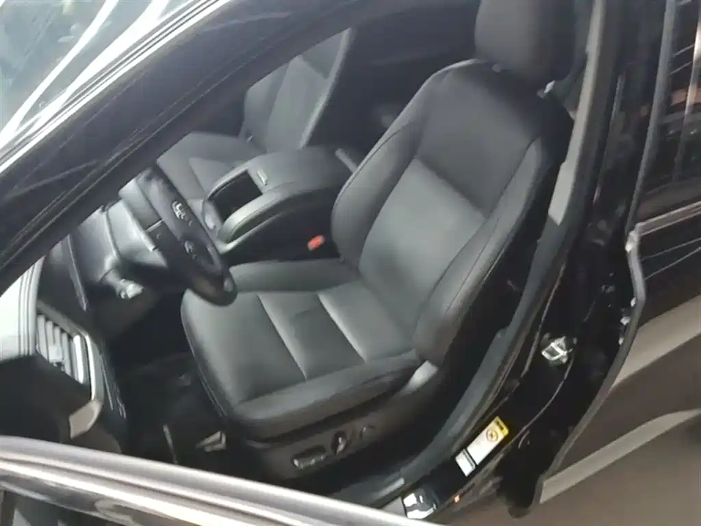 Toyota Highlander 2015 2.0T AWD Luxury Edition 7-seater фото 15