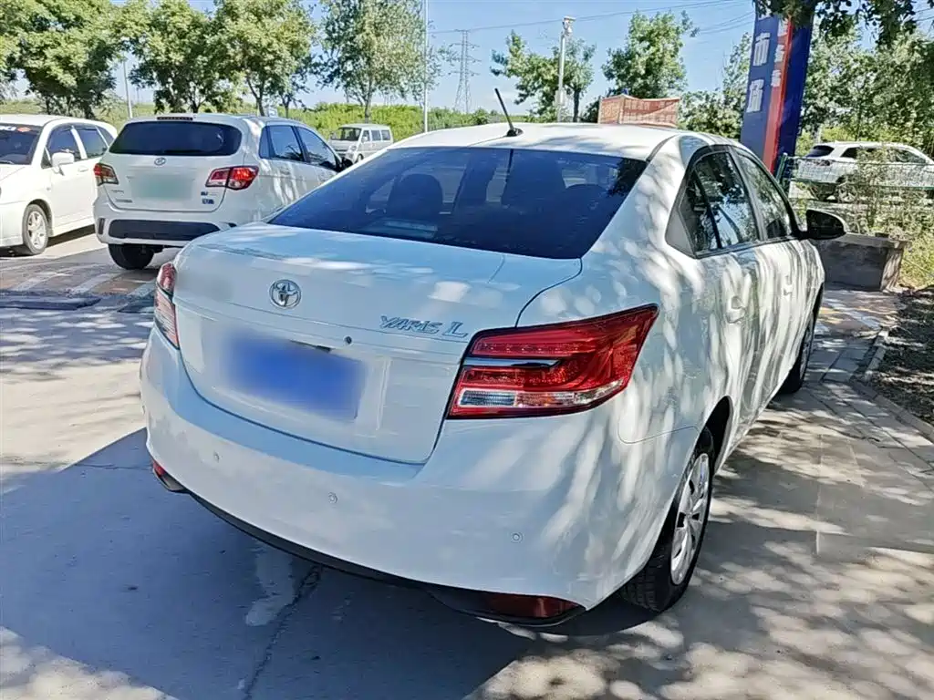 Toyota YARiS L Zhi Xiang 2017 1.5E CVT Charming Edition фото 7