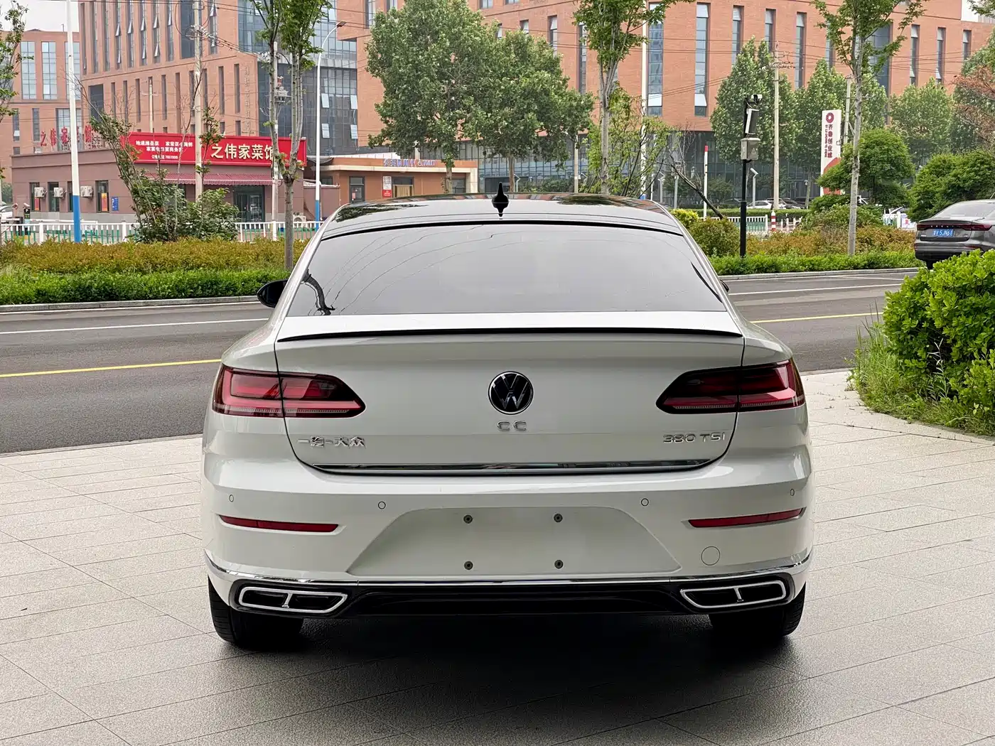 Volkswagen FAW-Volkswagen CC 2021 380TSI Eye-catching Edition фото 8
