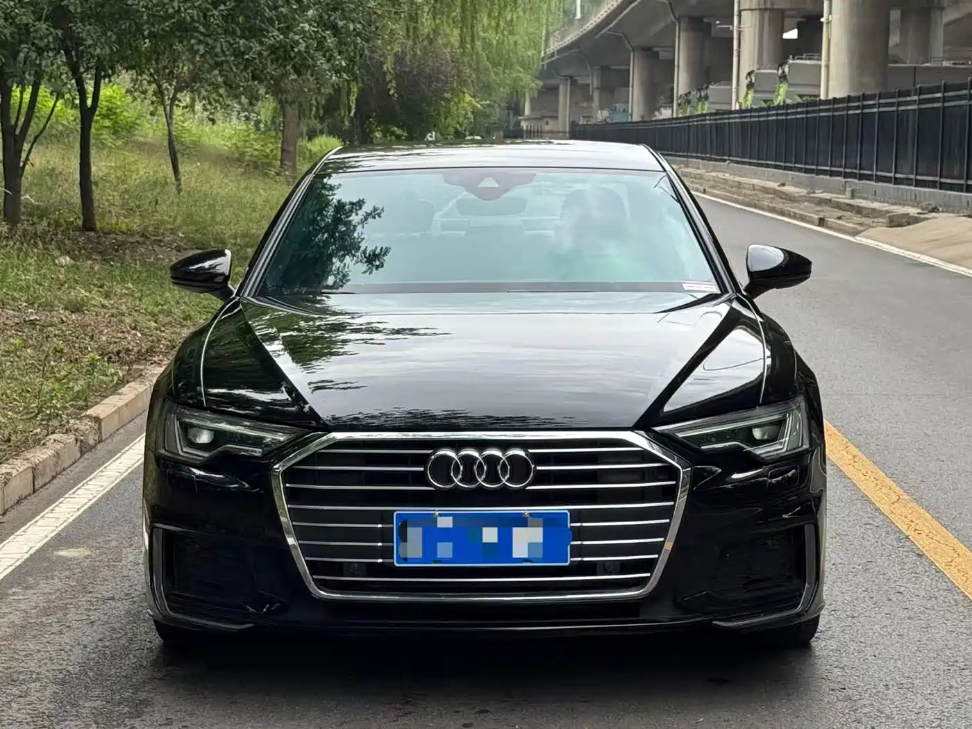 Audi A6L 2021 40 TFSI Luxury Sport фото 2