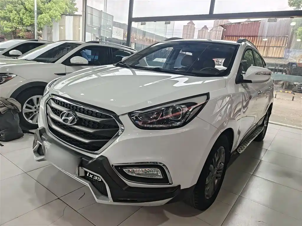 Hyundai Beijing Hyundai ix35 2015 2.0L Automatic 2WD Smart Type China IV фото 2