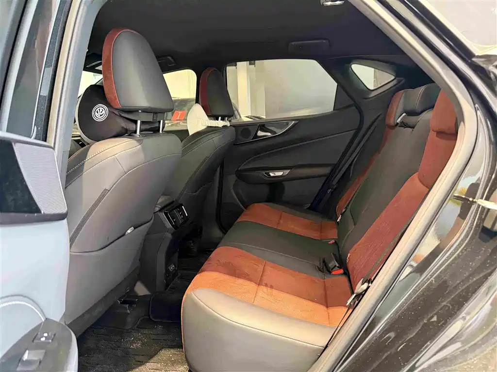 2025 Lexus NX