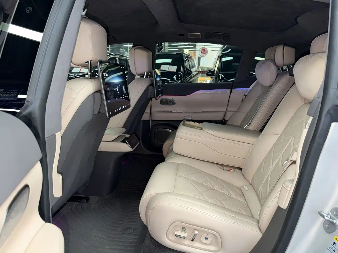 NIO ET7 2024 2024 75kWh Executive Signature Edition