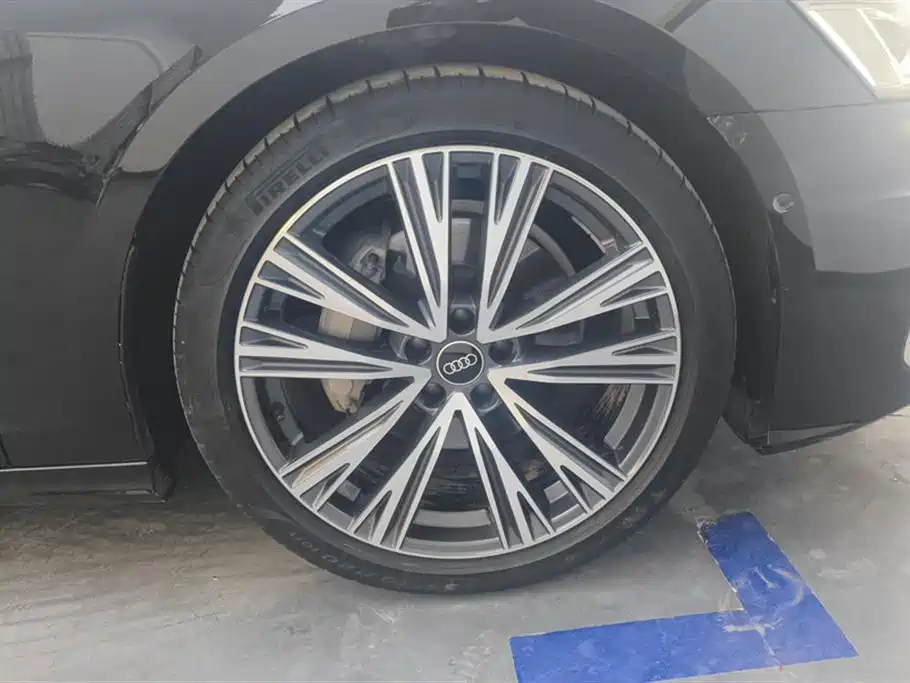 Audi A6L 2023 Facelift 45 TFSI Premium Dynamic фото 6