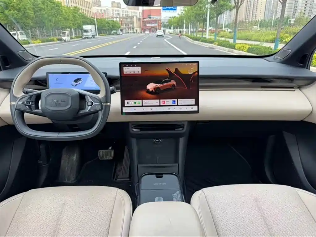 Lynk & Co Z20 2025 530km RWD Pro фото 6