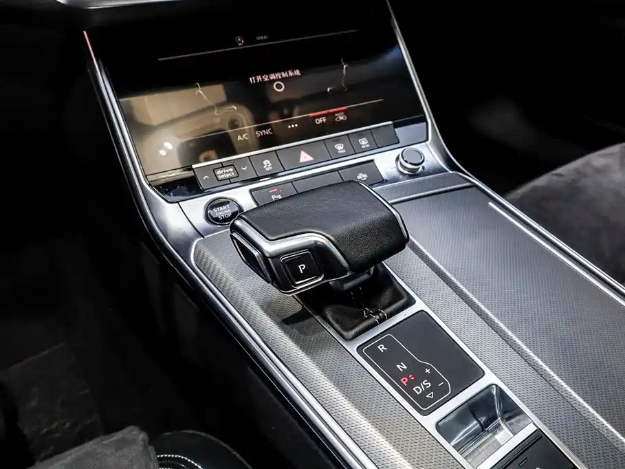 Audi A7L 2024 45TFSI S-line Dream Edition Crystal Package фото 18