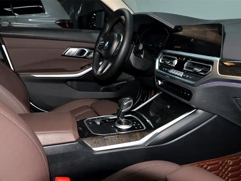 BMW 3 Series 2021 Second Facelift 325Li M Sport Package фото 17