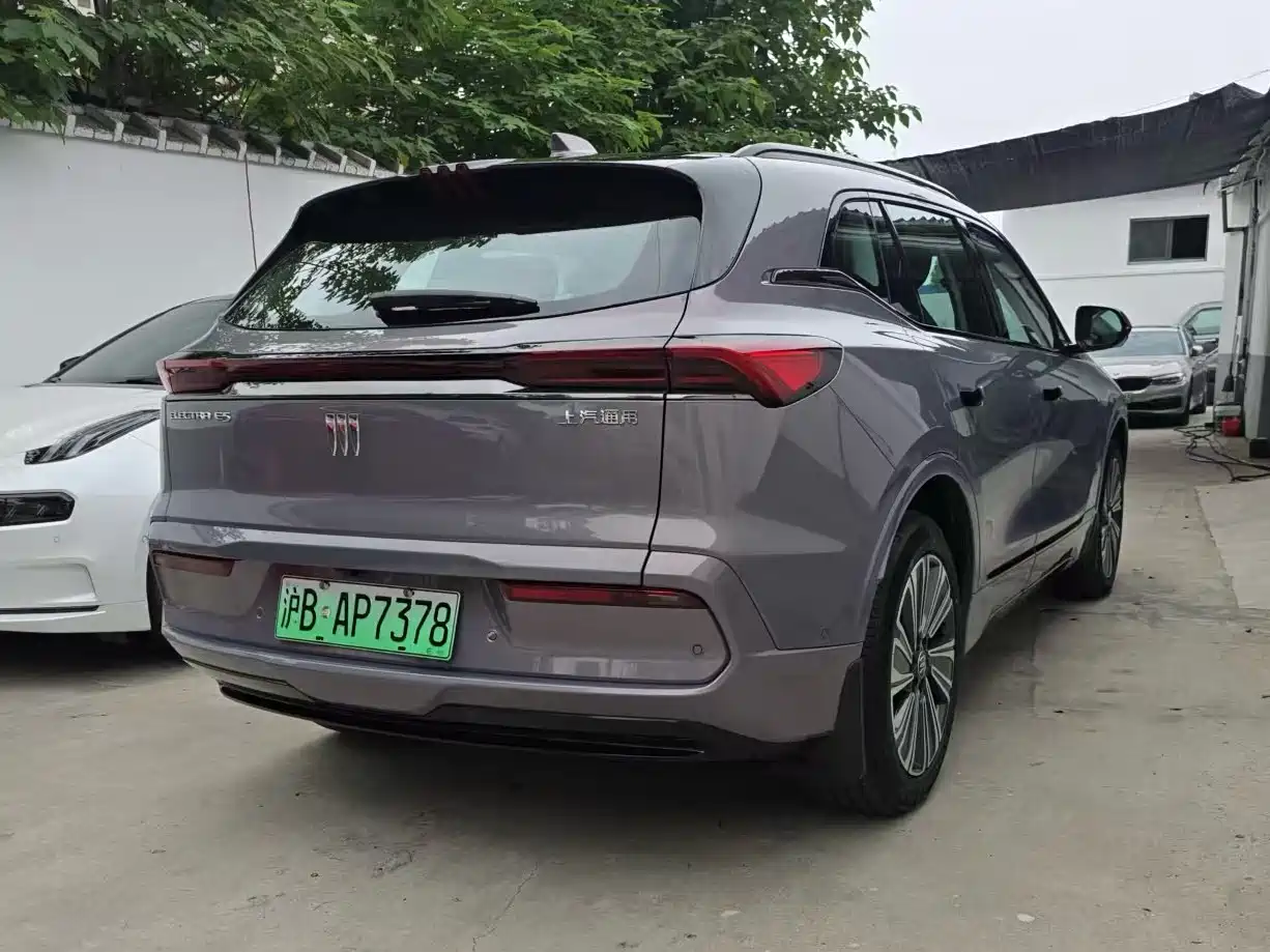 Buick E5 2023 Premium Standard Range Edition фото 9