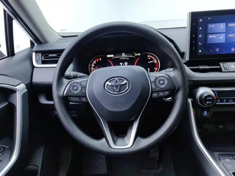 Toyota RAV4 Rongfang 2022 2.0L CVT 2WD Trend Edition фото 15