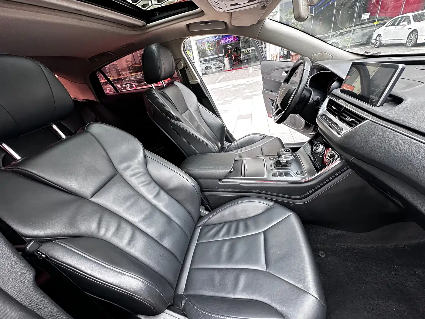 Hongqi H5 2020 1.5T DCT Qi Rhythm Edition фото 7