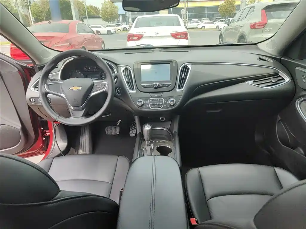 Chevrolet Malibu XL 2017 1.5T Auto Sport Edition фото 6