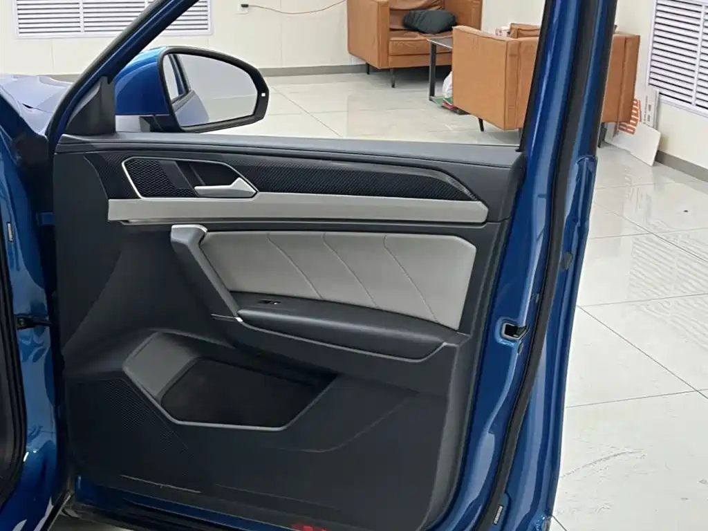Volkswagen Tayron 2023 280TSI 2WD Luxury Plus Advanced Edition фото 18